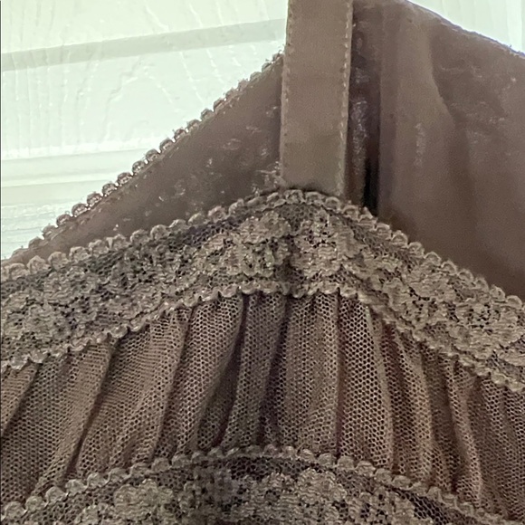 LOFT Brown Lace Trim Camisole - Picture 4 of 6